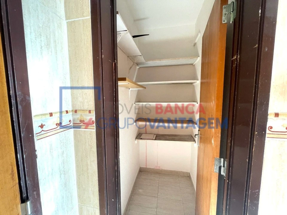 Apartamento T3 para Venda em Laranjeiro e Feijó Foto 4