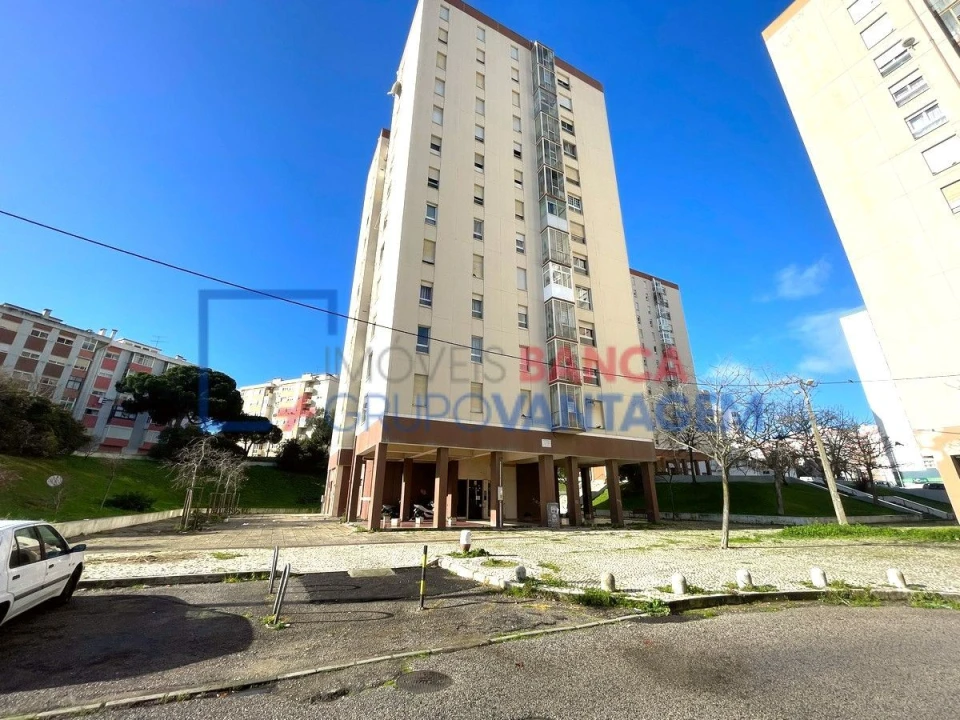 Apartamento T3 para Venda em Laranjeiro e Feijó Foto 21