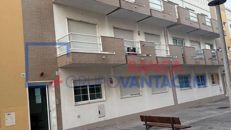 Apartamento T3 para Venda em Palhais e Coina