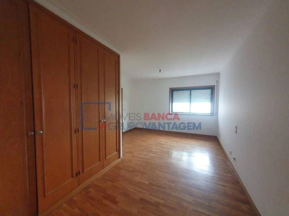Apartamento T3 para Venda em Canelas Foto 6