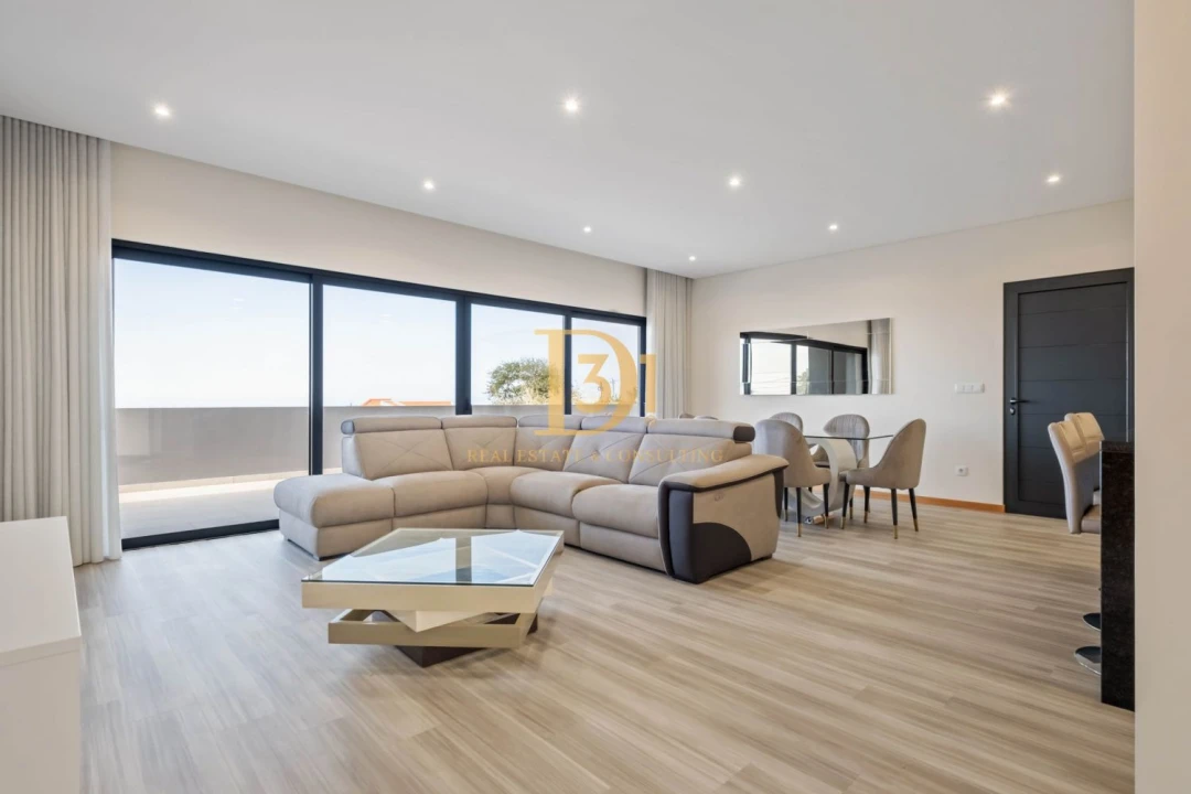 Moradia T2 para Venda em Estreito da Calheta Foto 8