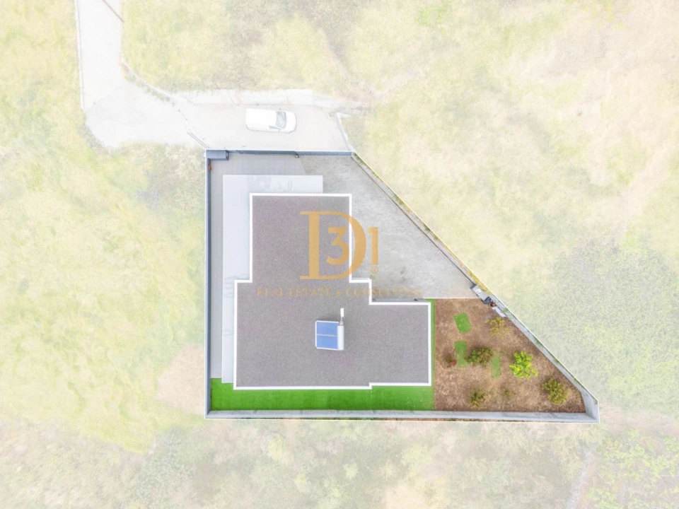 Moradia T2 para Venda em Estreito da Calheta Foto 4