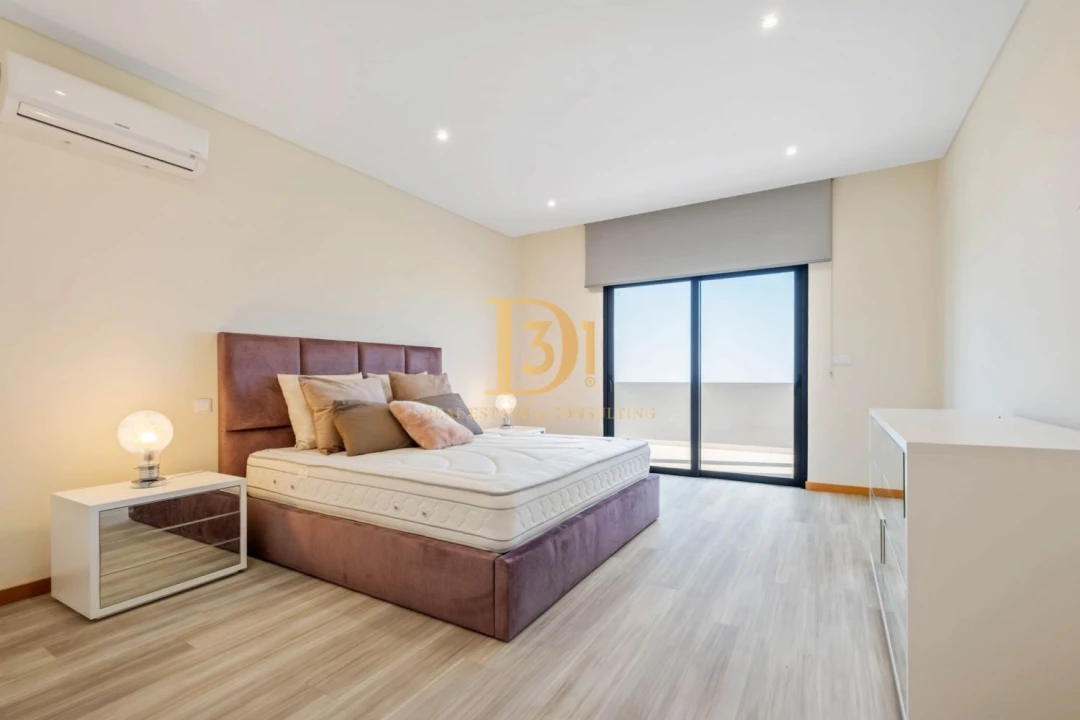 Moradia T2 para Venda em Estreito da Calheta Foto 16