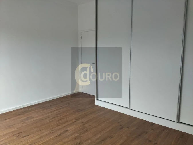 Apartamento T3 para Venda em Aguas Santas Foto 20