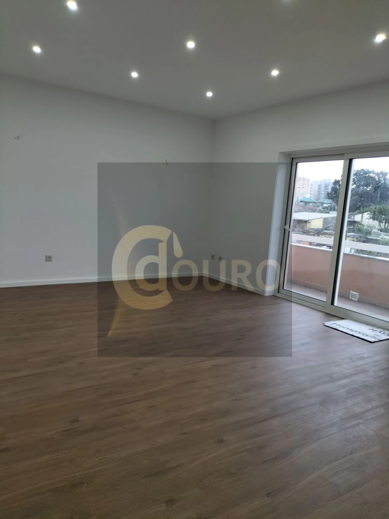 Apartamento T3 para Venda em Aguas Santas Foto 3