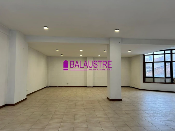 Loja para Arrendamento em Matosinhos e Leça da Palmeira Foto 4