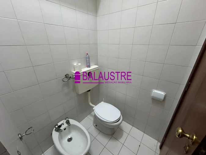 Loja para Arrendamento em Matosinhos e Leça da Palmeira Foto 17