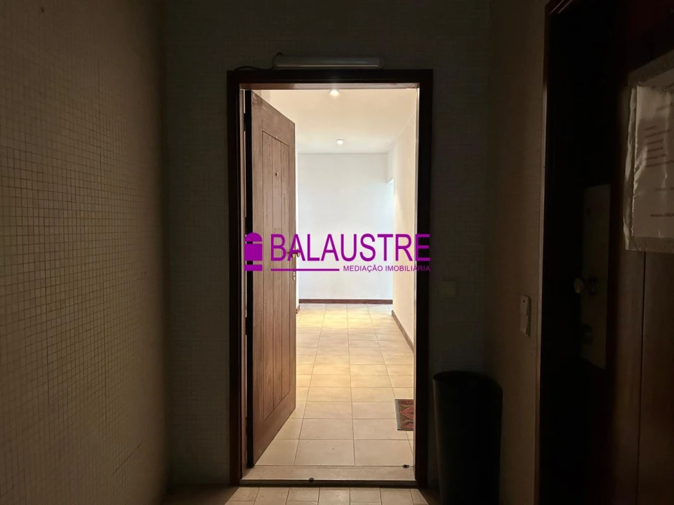 Loja para Arrendamento em Matosinhos e Leça da Palmeira Foto 12