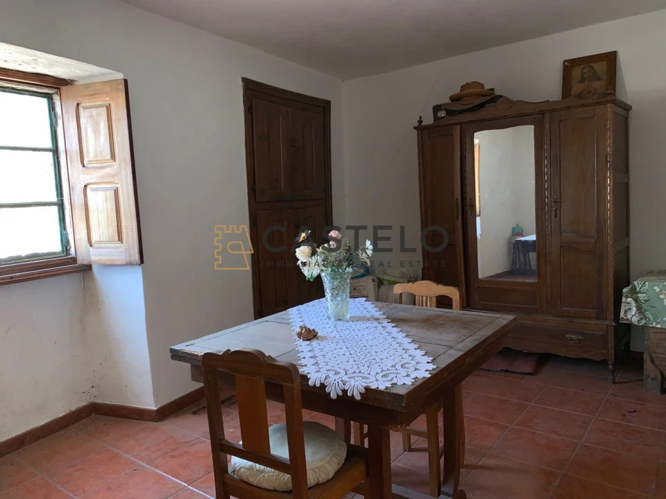 Moradia T3 para Venda em Almeida Foto 10