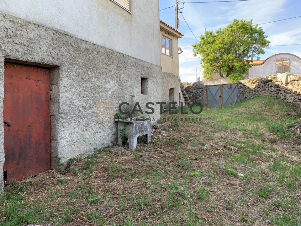 Moradia T3 para Venda em Almeida Foto 5