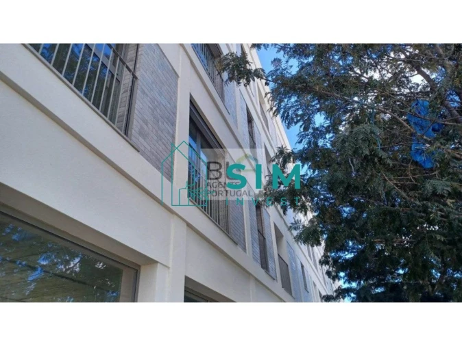 Apartamento T2 para Venda em Quelfes Foto 2