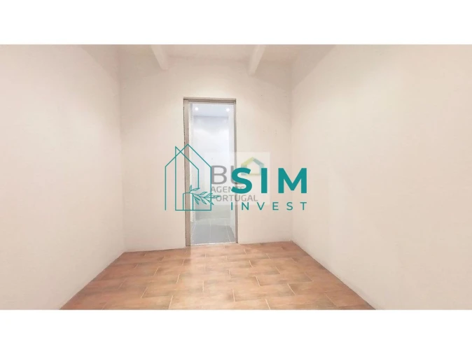 Moradia T4 para Venda em Além da Ribeira e Pedreira Foto 18