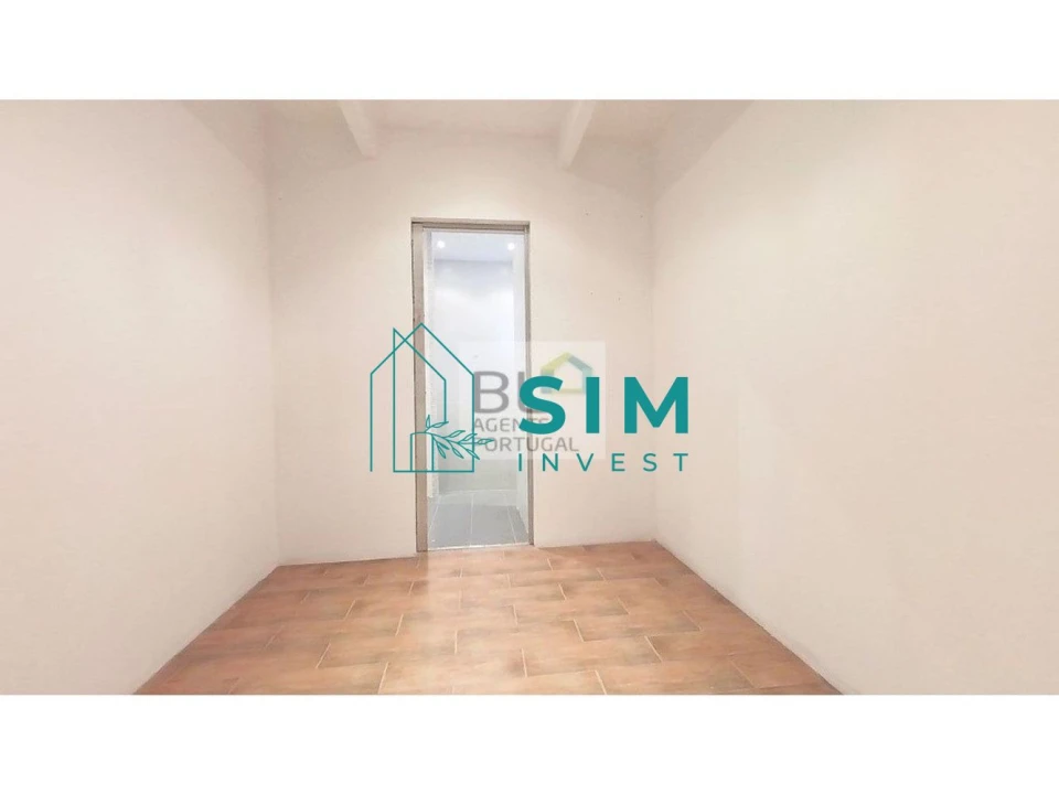 Moradia T4 para Venda em Além da Ribeira e Pedreira Foto 18