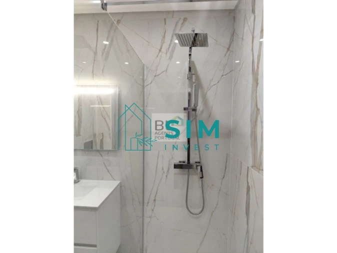 Apartamento T3 para Venda em Quelfes Foto 5