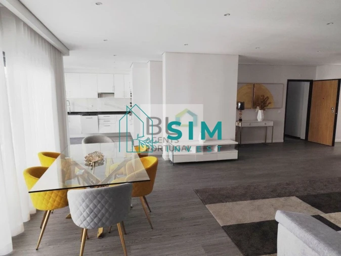 Apartamento T3 para Venda em Quelfes Foto 15