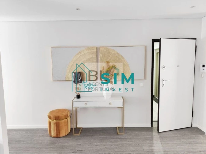 Apartamento T3 para Venda em Quelfes Foto 14