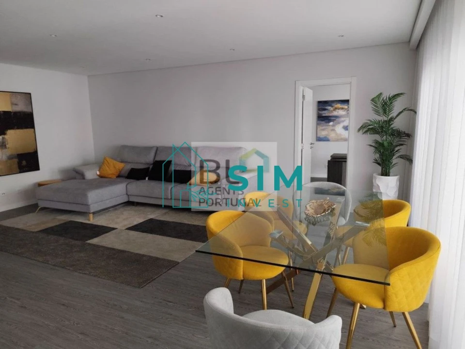 Apartamento T3 para Venda em Quelfes Foto 12