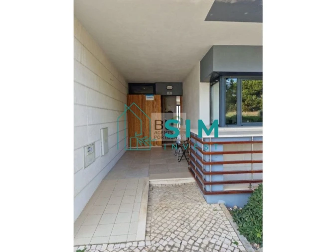 Moradia T3 para Venda em Quarteira Foto 5