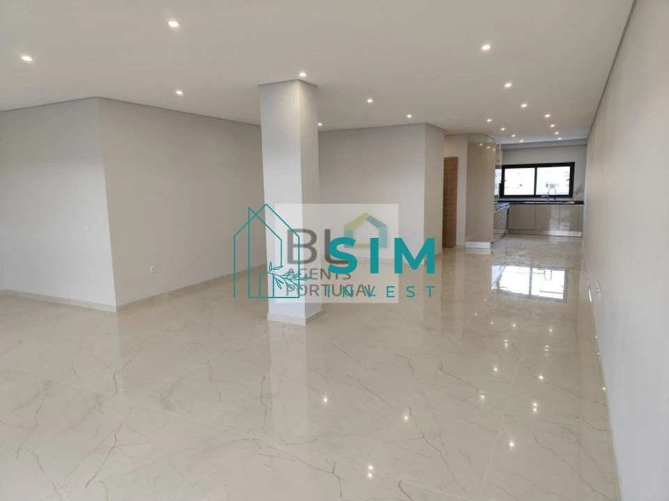 Apartamento T5 para Venda em São Brás de Alportel Foto 2