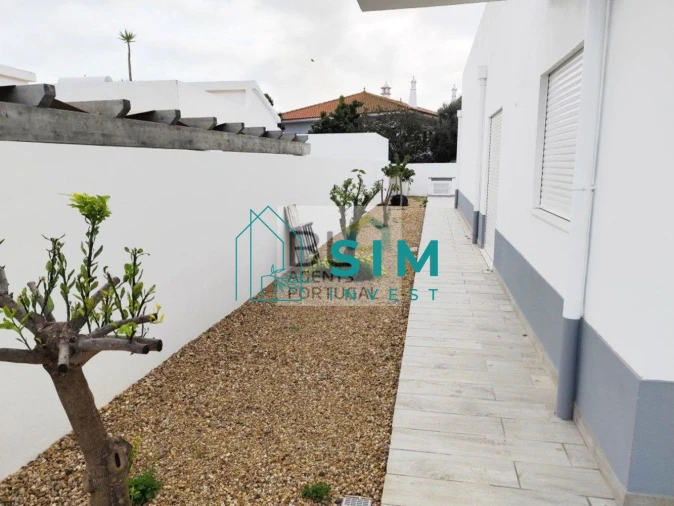 Moradia T4 para Venda em Altura Foto 6