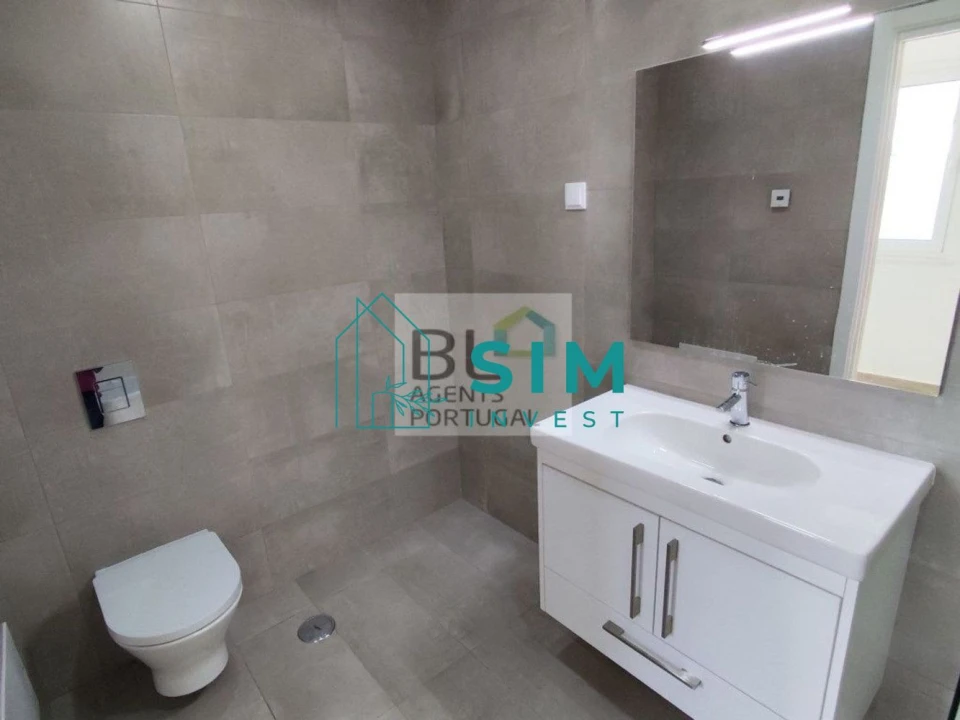 Moradia T4 para Venda em Altura Foto 16