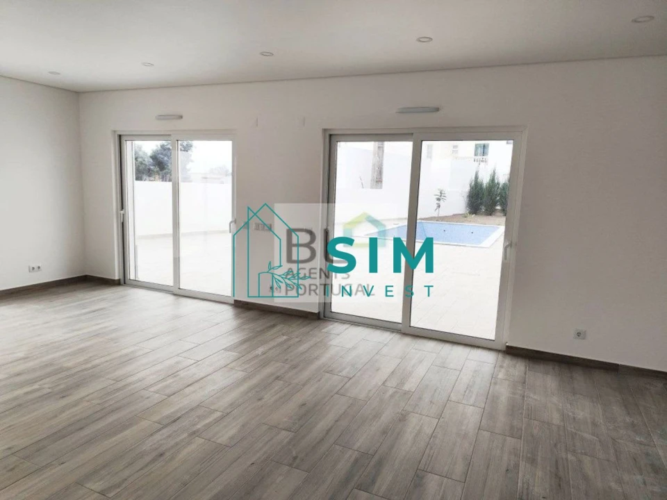 Moradia T4 para Venda em Altura Foto 11