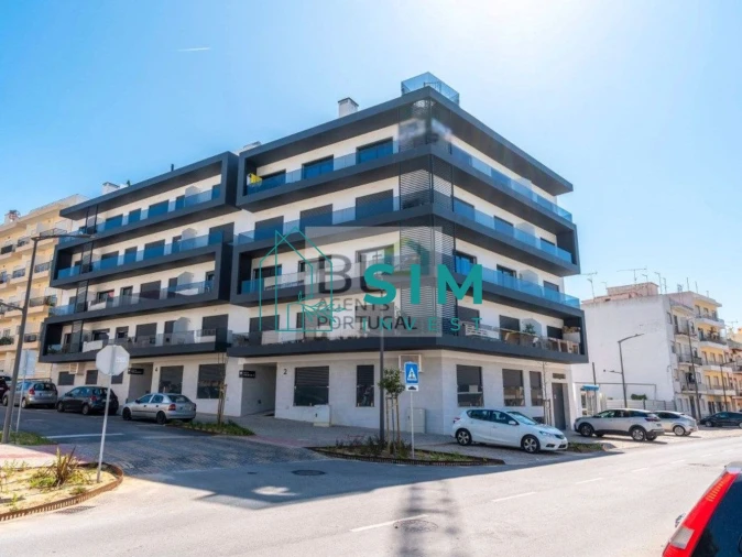 Apartamento T2 para Venda em Quelfes