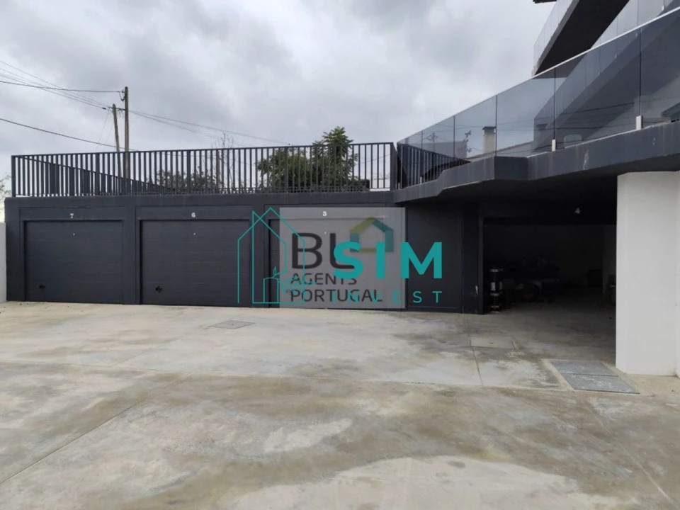 Apartamento T4 para Venda em São Brás de Alportel Foto 1