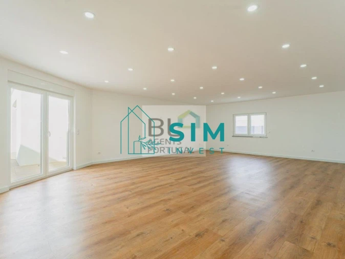 Moradia T4 para Venda em Atouguia da Baleia Foto 23