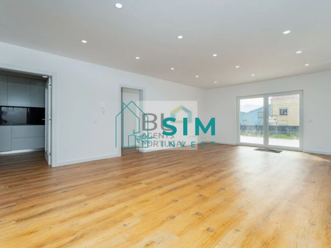 Moradia T4 para Venda em Atouguia da Baleia Foto 20