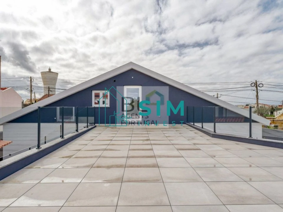 Moradia T4 para Venda em Atouguia da Baleia Foto 9