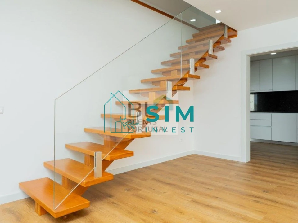 Moradia T4 para Venda em Atouguia da Baleia Foto 22