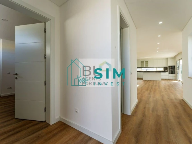 Moradia T4 para Venda em Lourinhã e Atalaia Foto 6