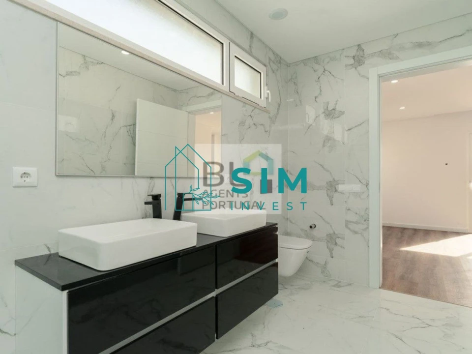 Moradia T4 para Venda em Lourinhã e Atalaia Foto 9