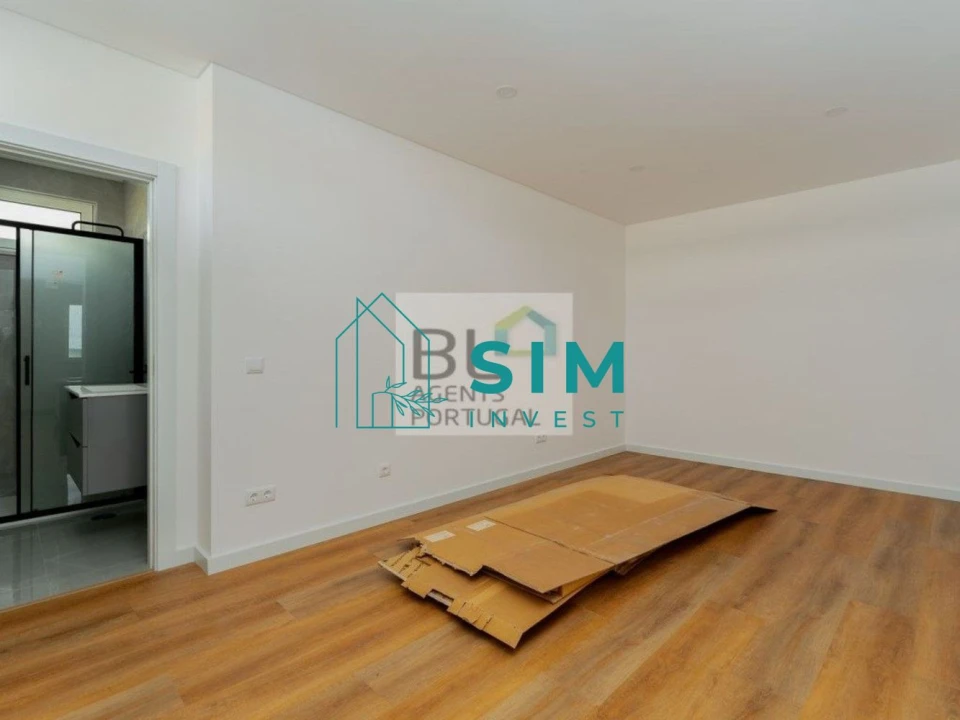 Moradia T4 para Venda em Lourinhã e Atalaia Foto 8