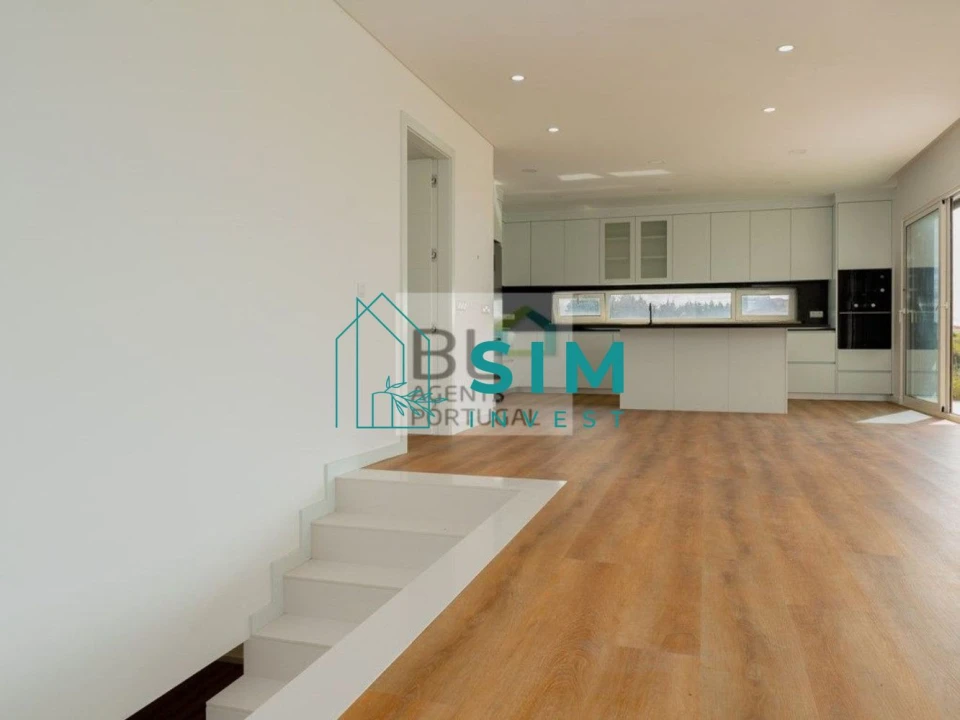 Moradia T4 para Venda em Lourinhã e Atalaia Foto 18