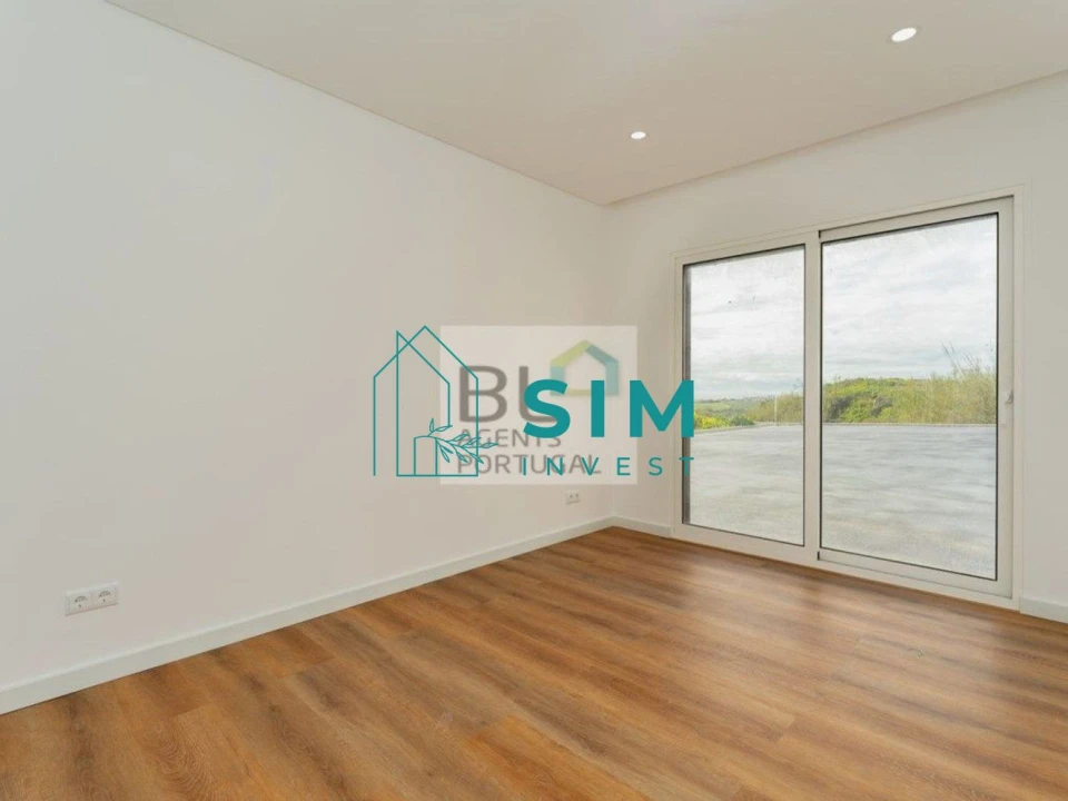 Moradia T4 para Venda em Lourinhã e Atalaia Foto 25