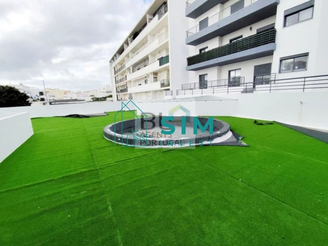 Apartamento T2 para Venda em Quelfes Foto 4