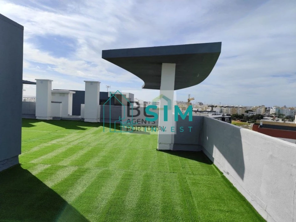 Apartamento T2 para Venda em Quelfes Foto 16