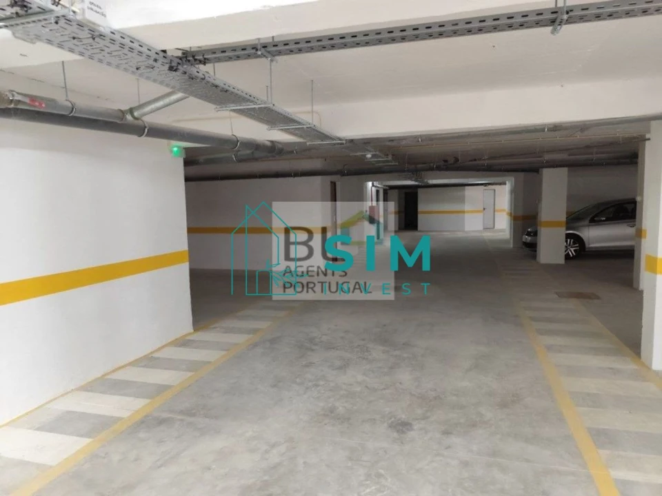 Apartamento T1 para Venda em Quelfes Foto 15