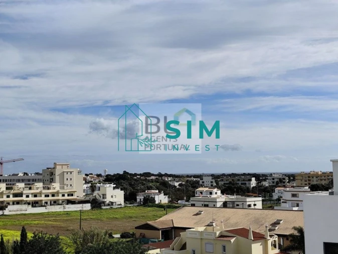 Apartamento T1 para Venda em Quelfes Foto 18