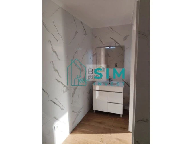 Apartamento T2 para Venda em Loule (São Sebastião) Foto 16