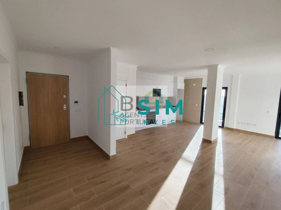 Apartamento T2 para Venda em Loule (São Sebastião) Foto 2