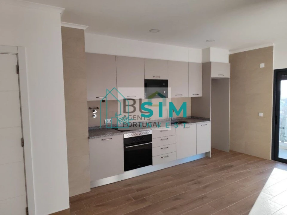 Apartamento T2 para Venda em Loule (São Sebastião) Foto 3