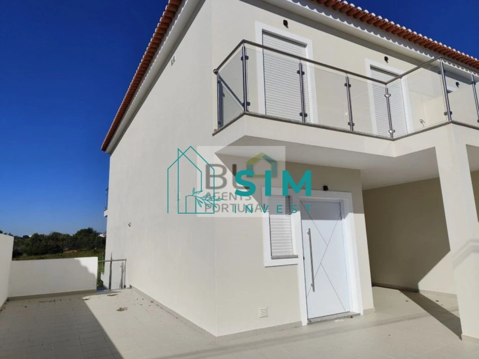 Moradia T2 para Venda em Altura Foto 2