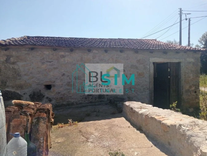 Moradia T3 para Venda em Abiul Foto 2