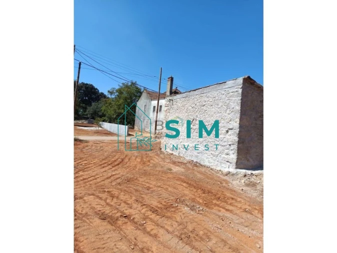 Moradia T3 para Venda em Abiul Foto 19