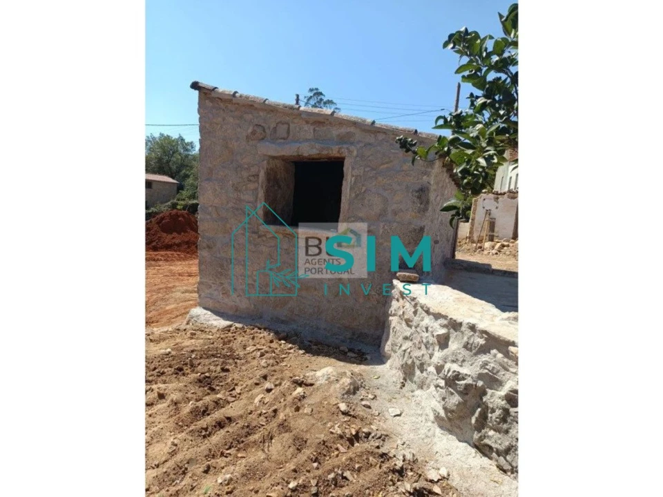 Moradia T3 para Venda em Abiul Foto 23