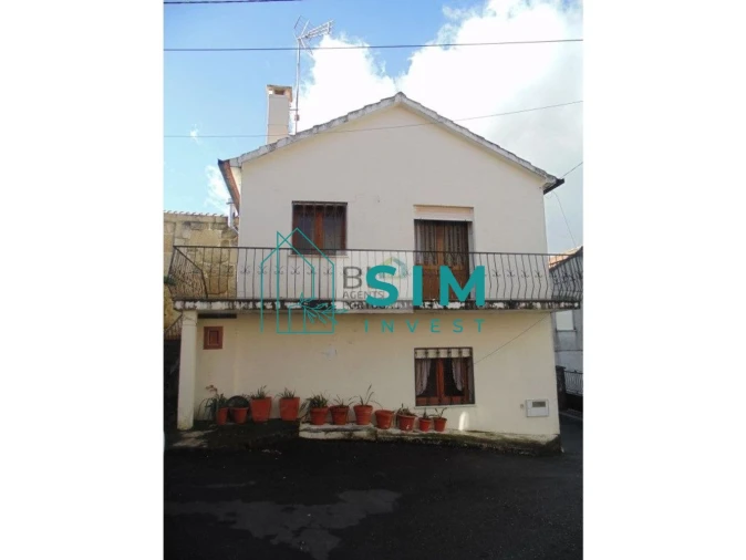 Moradia T3 para Venda em Messegães, Valadares e Sá