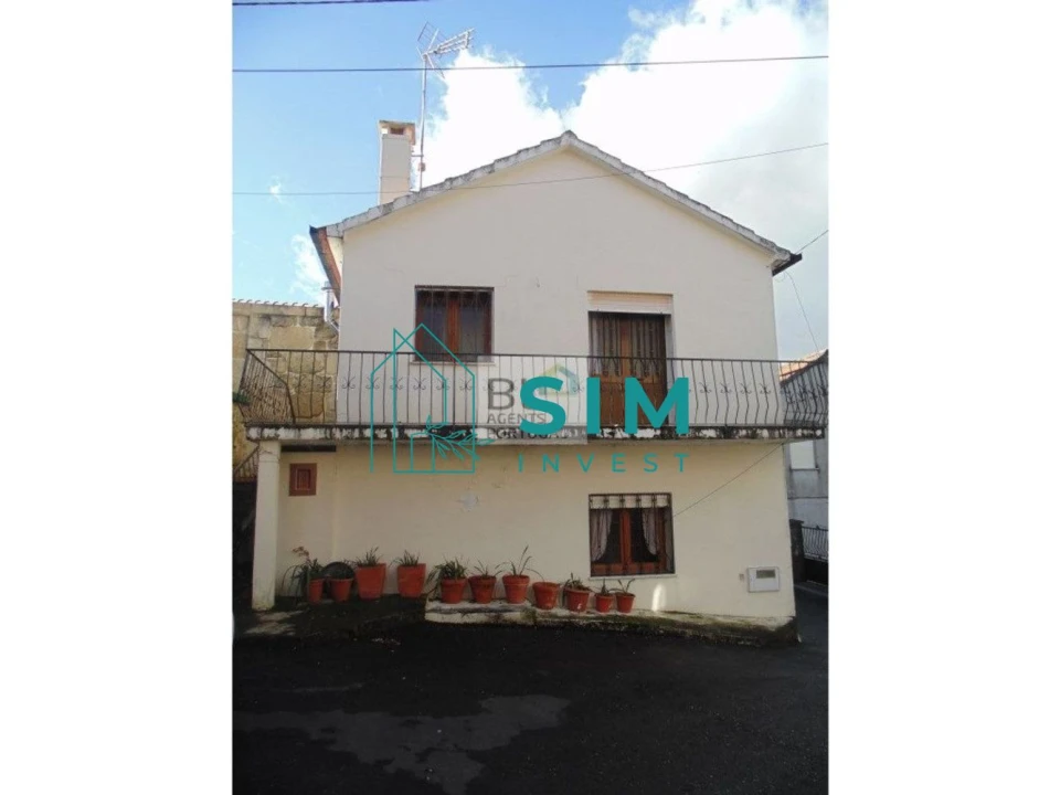 Moradia T3 para Venda em Messegães, Valadares e Sá Foto 1